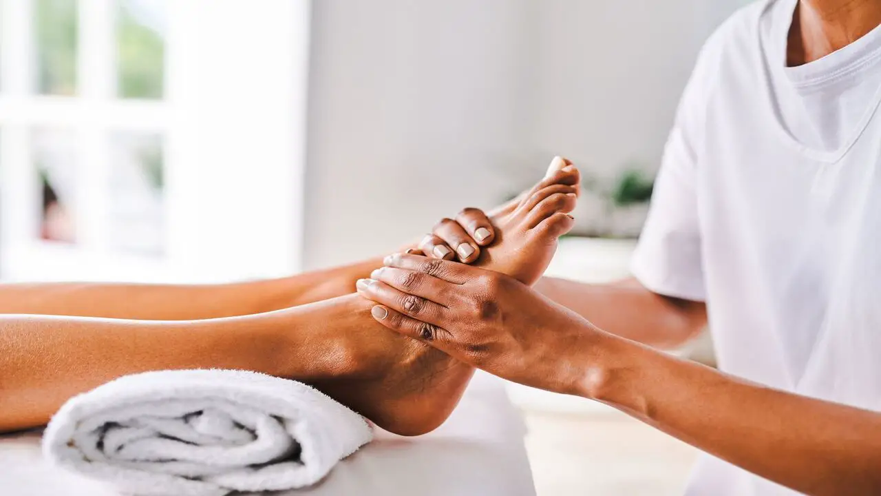 Effective Foot Massage Techniques For Relaxation And Relief From Daily Stress