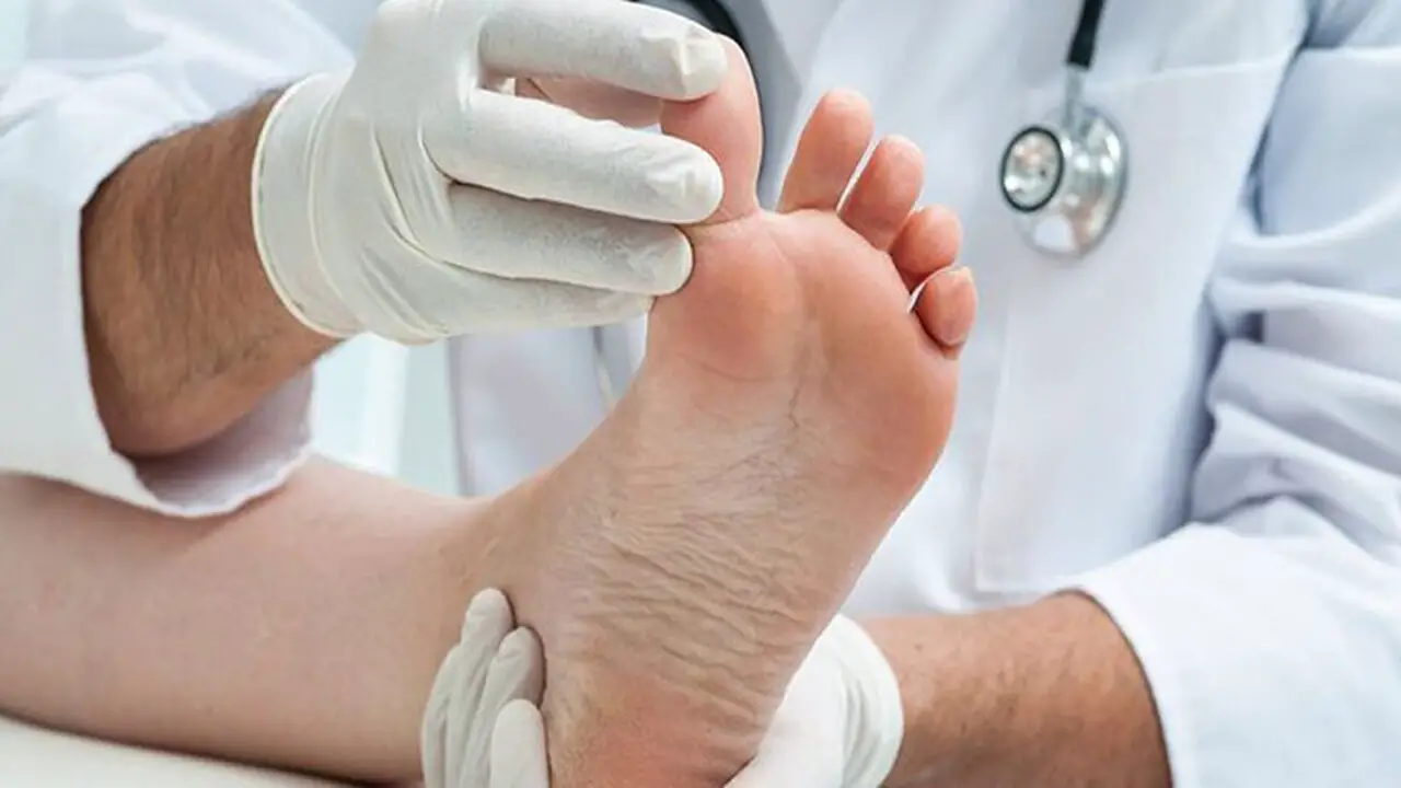 Examine Your Feet Regularly