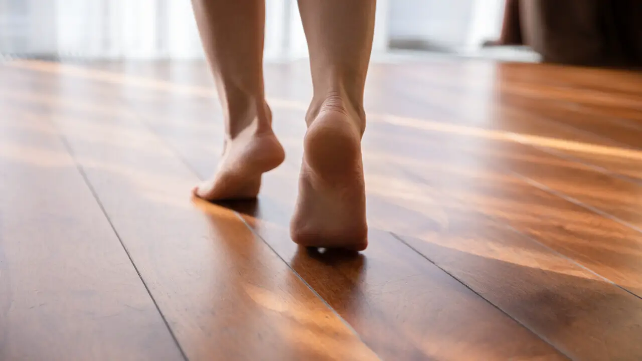 Maintaining Good Posture For Healthy Feet